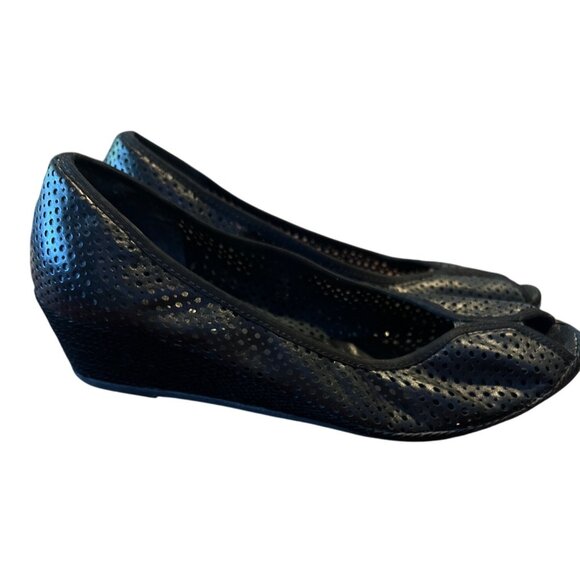 Melucci Womens Black Perforated Peep-Toe Wedge Shoes Size 7.5 - Picture 4 of 8